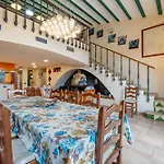 Vakantiehuis Mas Lucena *